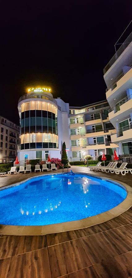 Favorit Aparthotel Slăntjev Brjag Exteriör bild