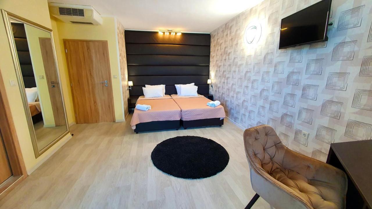Favorit Aparthotel Slăntjev Brjag Exteriör bild