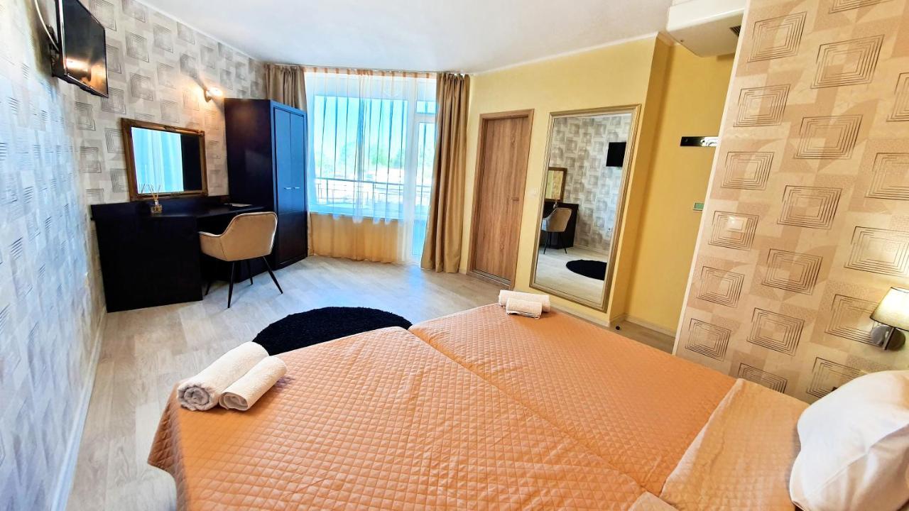 Favorit Aparthotel Slăntjev Brjag Exteriör bild