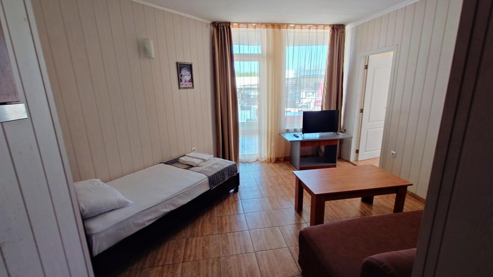 Favorit Aparthotel Slăntjev Brjag Exteriör bild