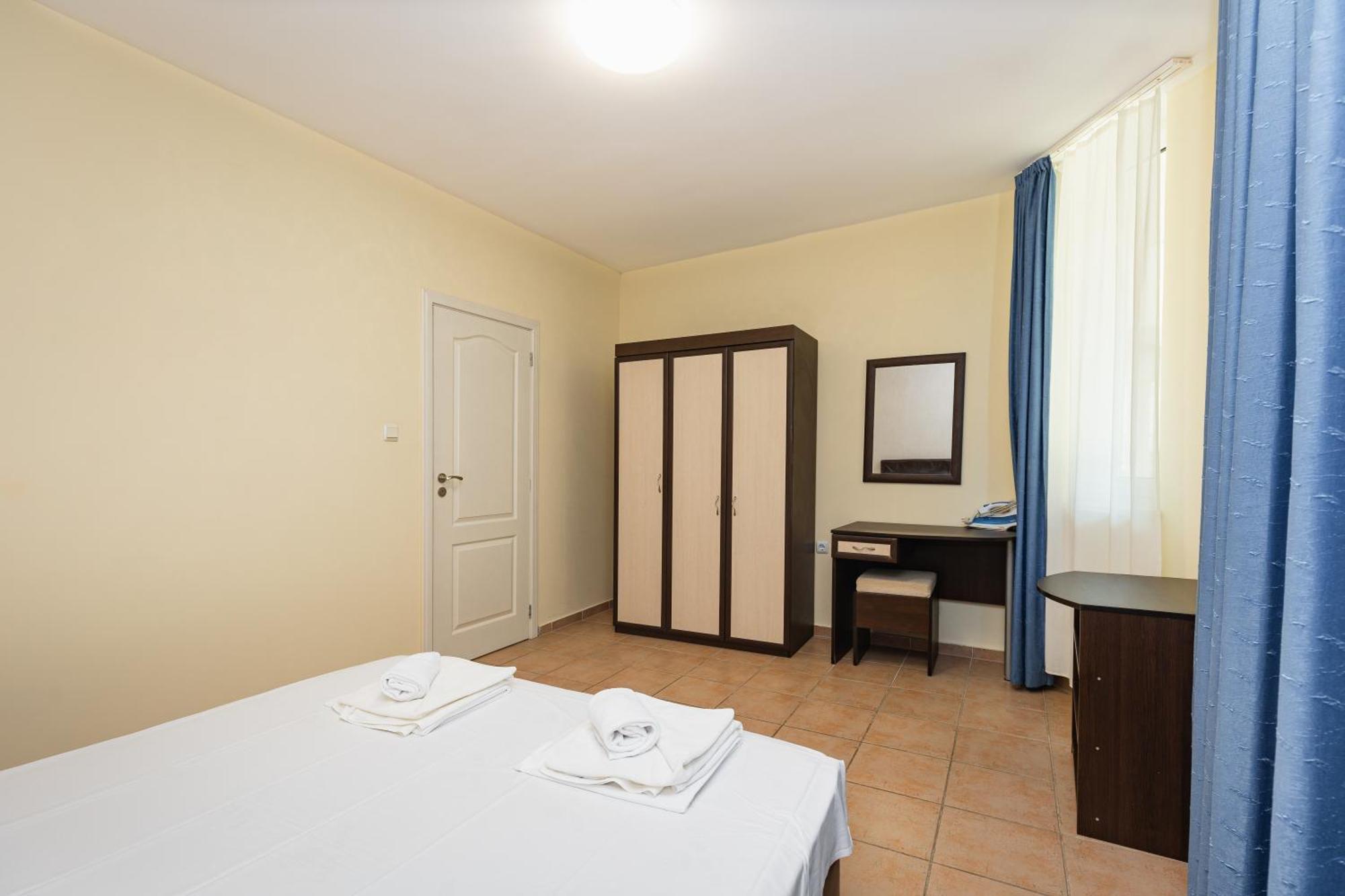 Favorit Aparthotel Slăntjev Brjag Exteriör bild
