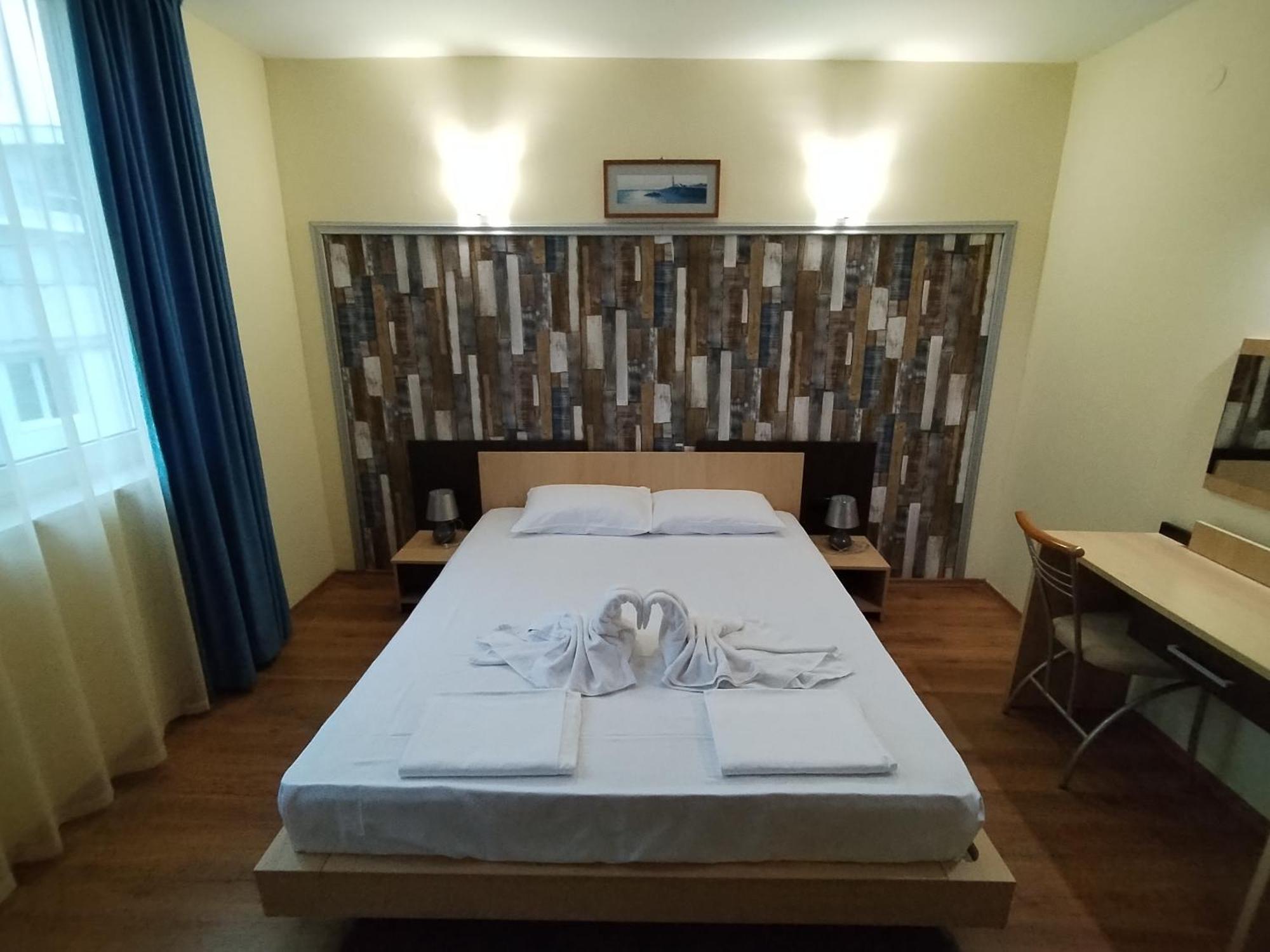 Favorit Aparthotel Slăntjev Brjag Exteriör bild