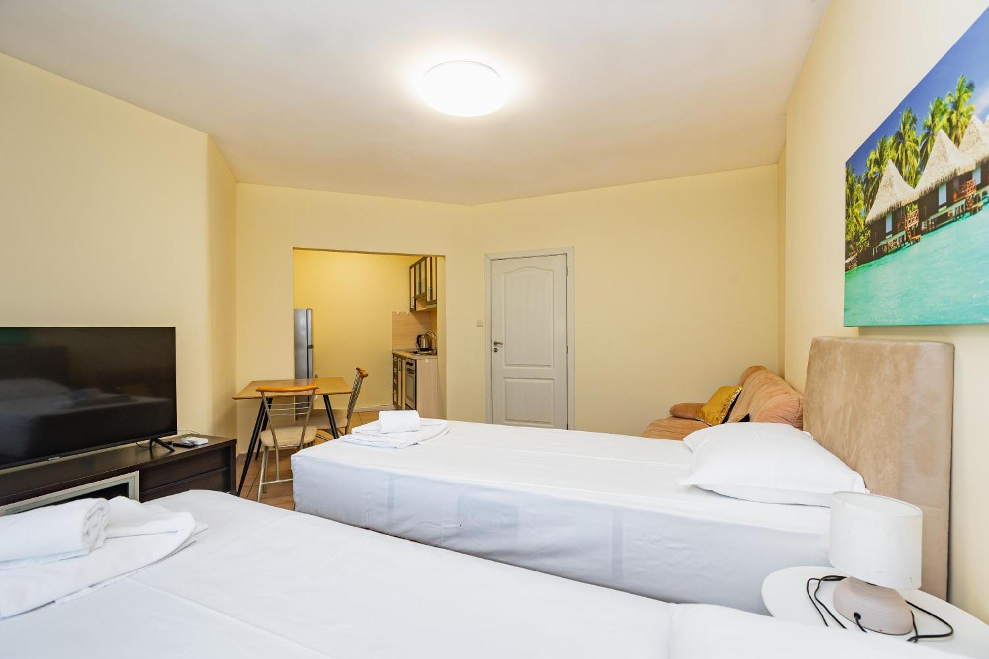 Favorit Aparthotel Slăntjev Brjag Exteriör bild