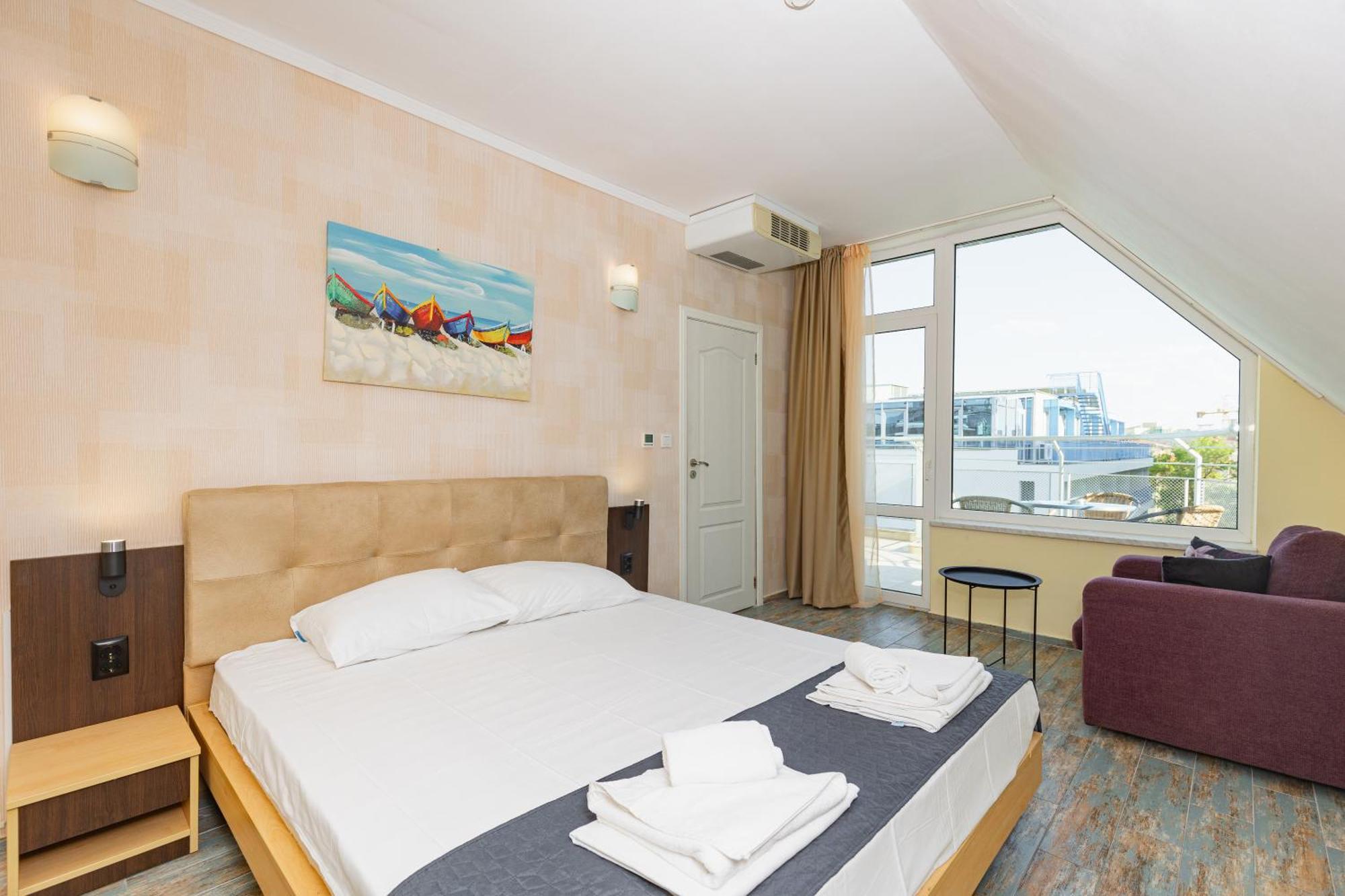 Favorit Aparthotel Slăntjev Brjag Exteriör bild