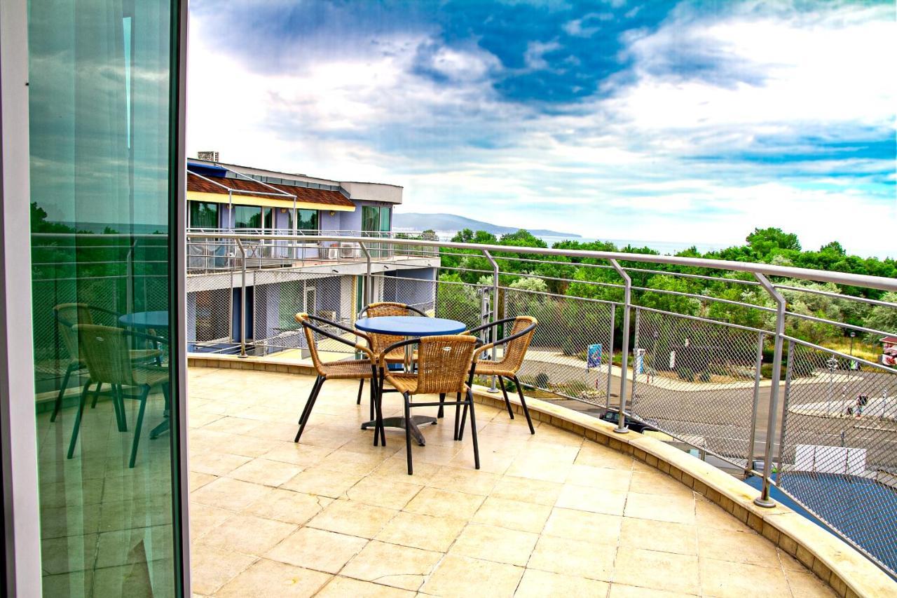 Favorit Aparthotel Slăntjev Brjag Exteriör bild